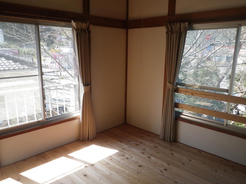 Guest House Itokawa Matsuzaki  Exterior photo